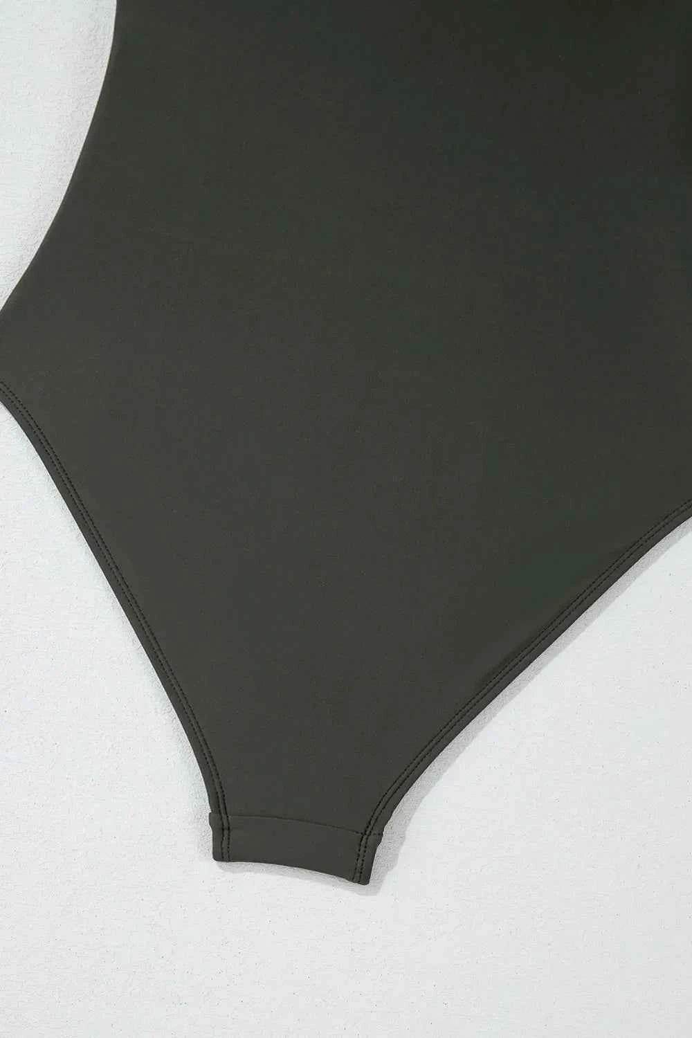 Color Block Padded Square Neck One Piece Swimsuit.