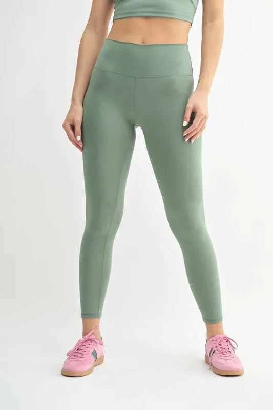 MONO B Venice Cloud Light High-Waisted Leggings.