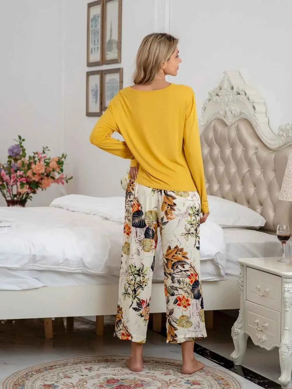Round Neck Top & Printed Pants Lounge Set.