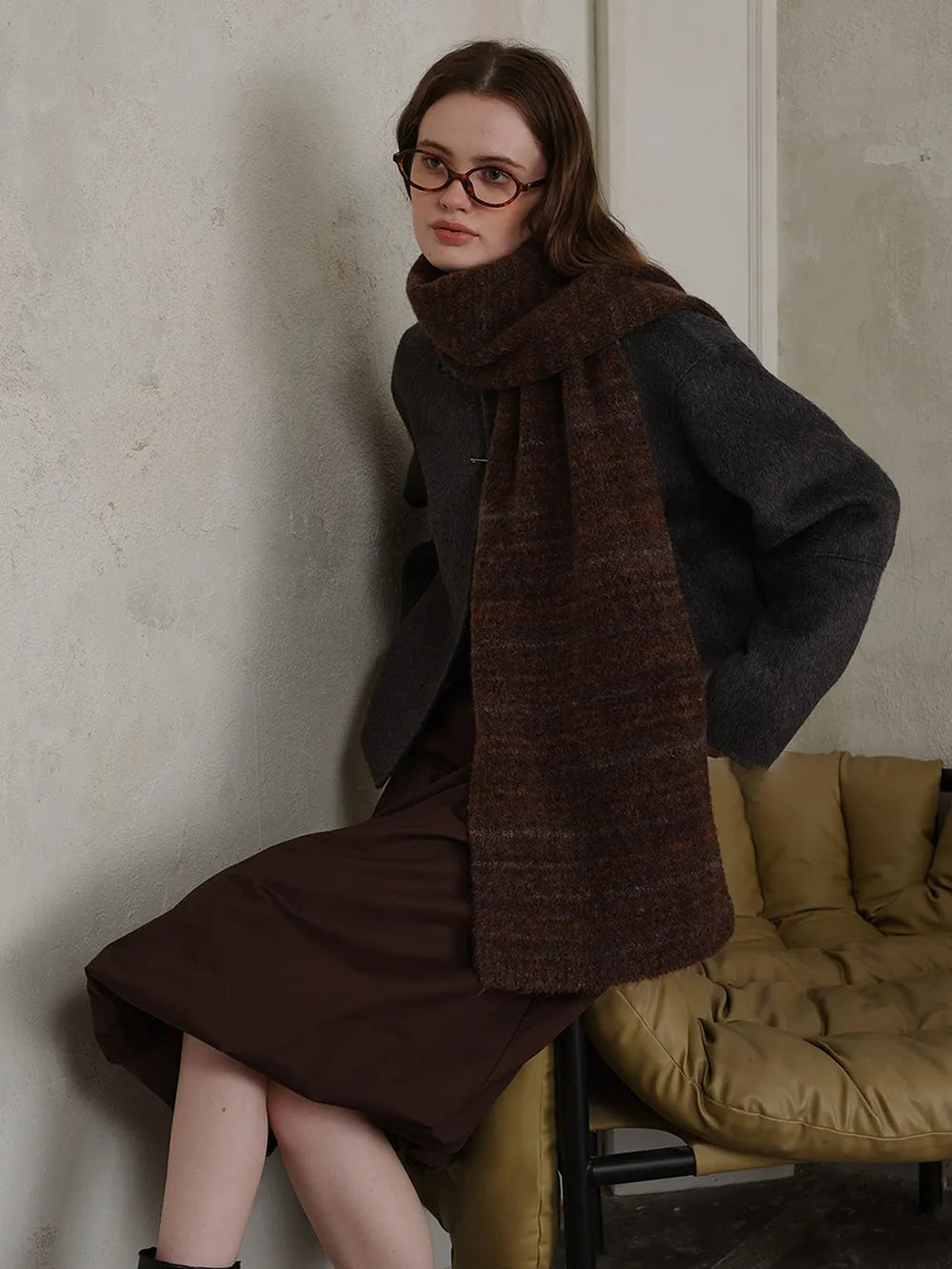 Striped Detail Knit Scarf.
