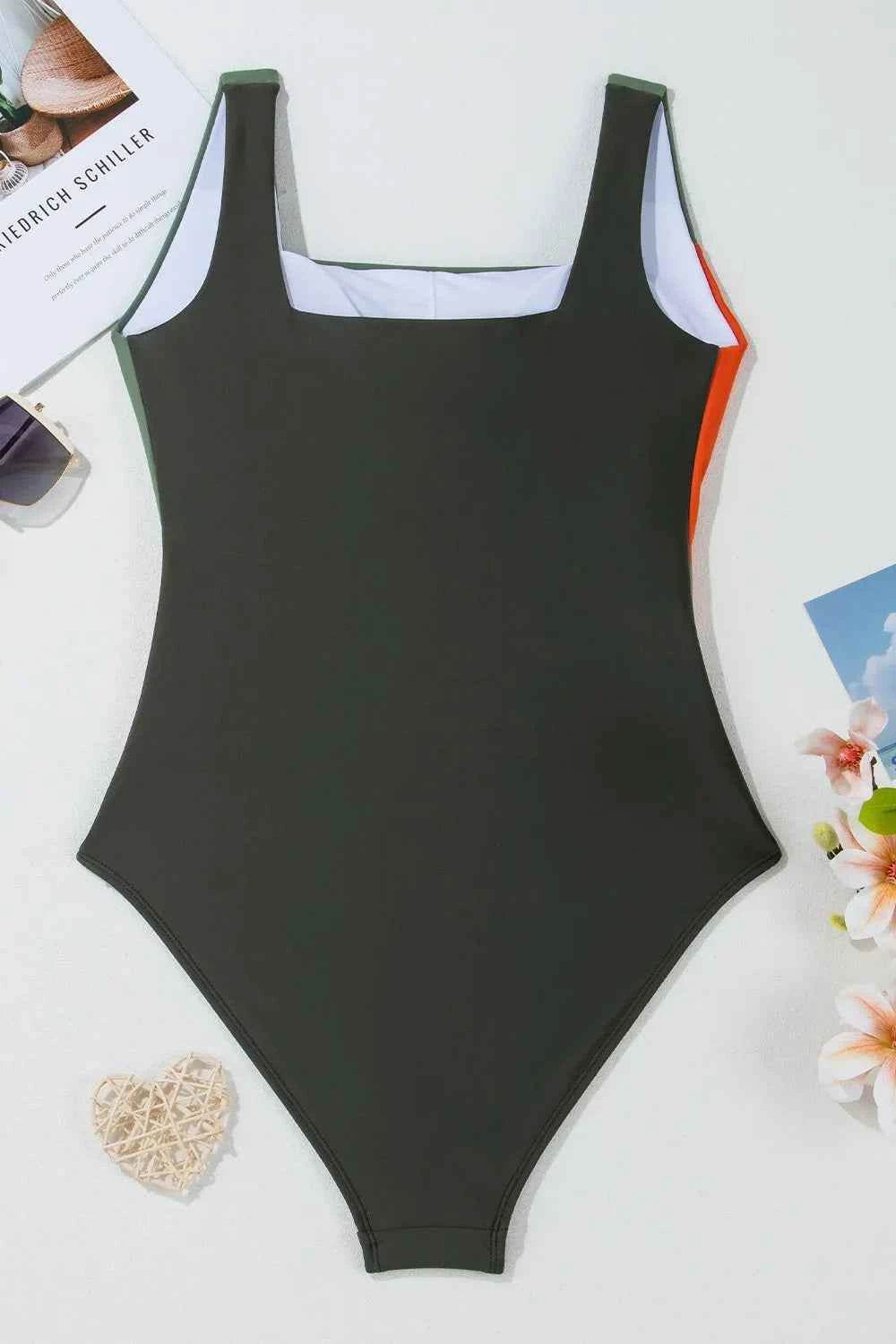 Color Block Padded Square Neck One Piece Swimsuit.