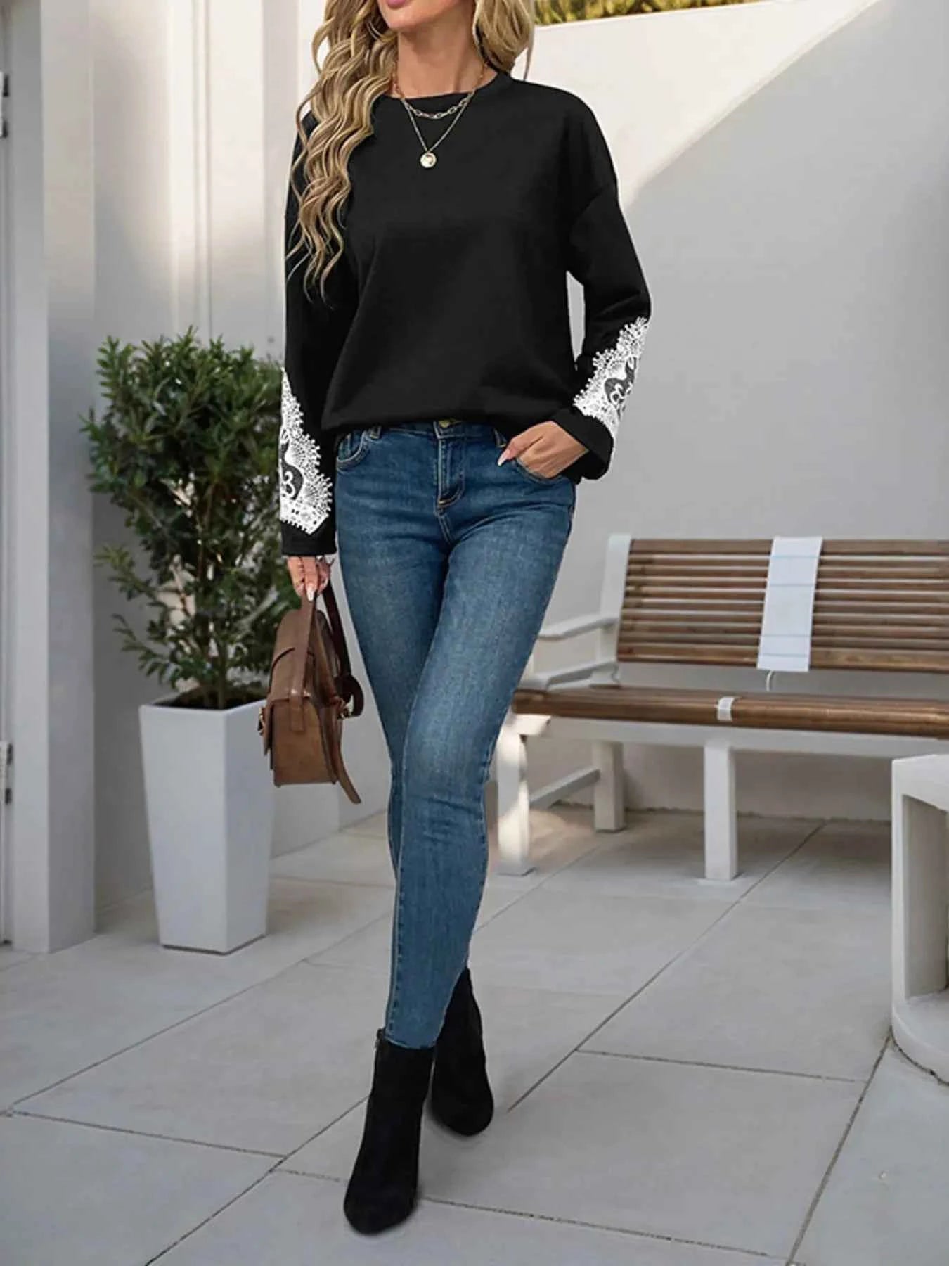 Lace Detail Long Sleeve Stretch Sweatshirt.
