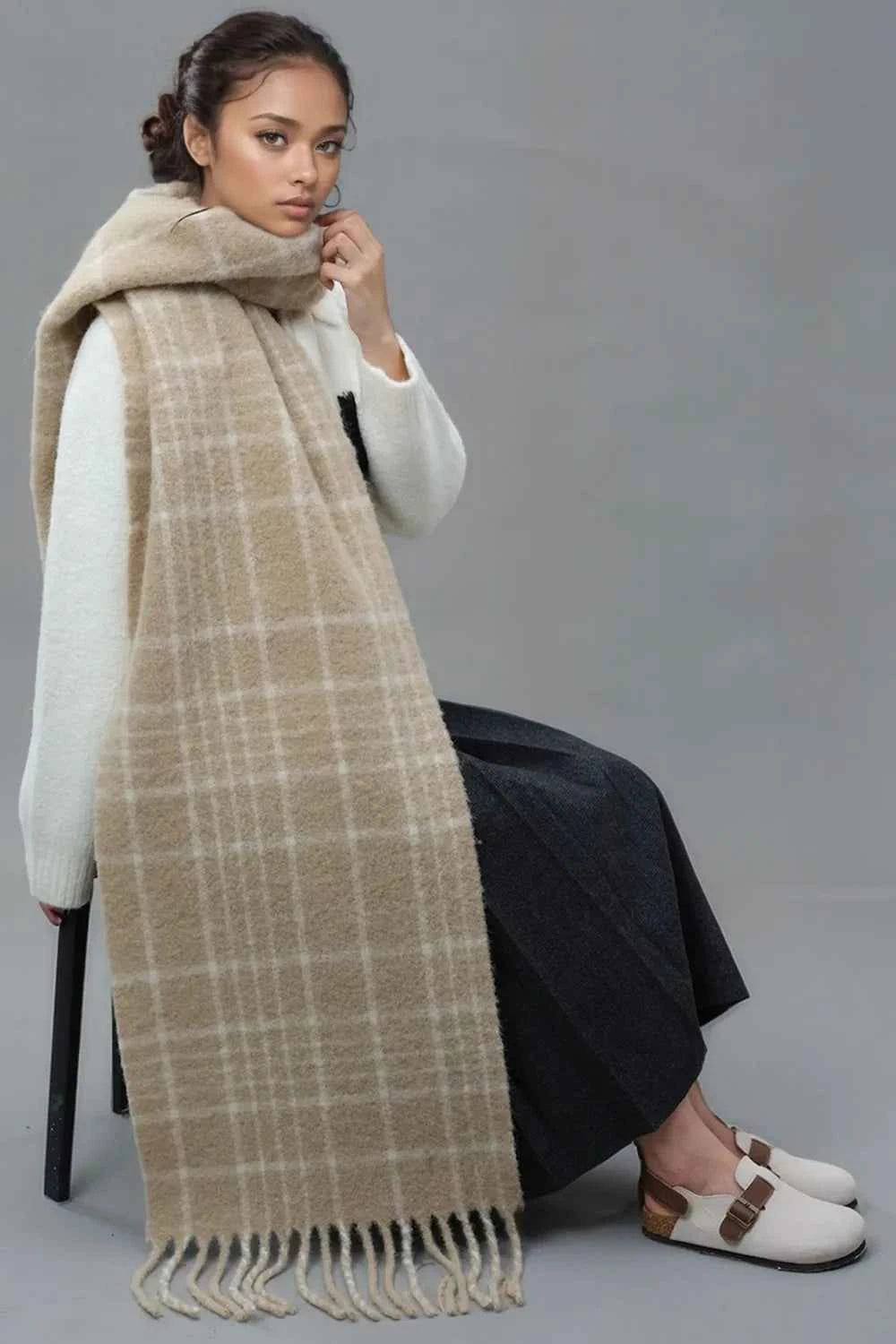 Fringe Plaid Thermal Scarf.