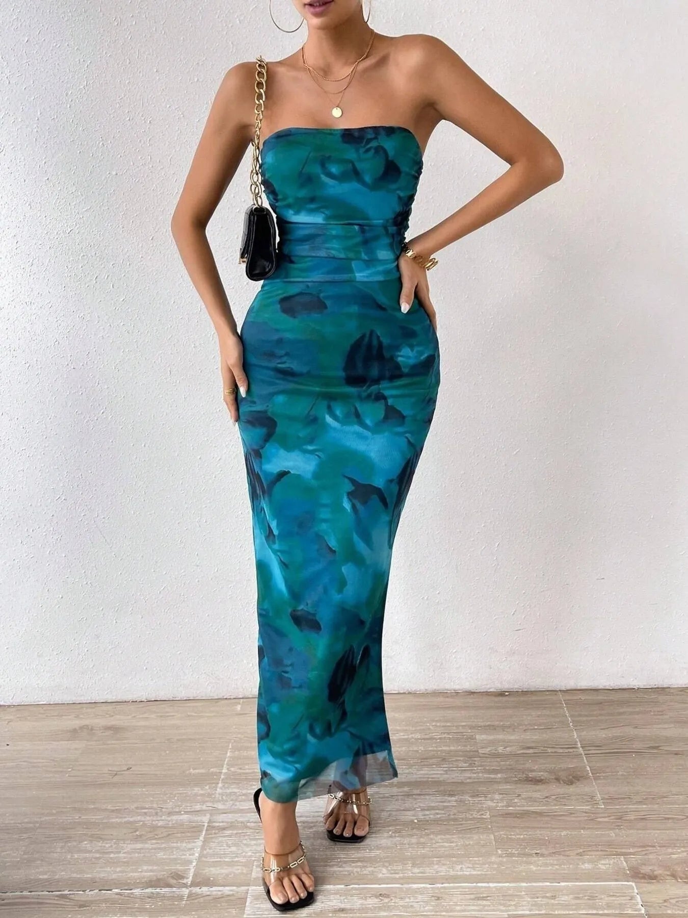 Printed Side Slit Tube Dress.