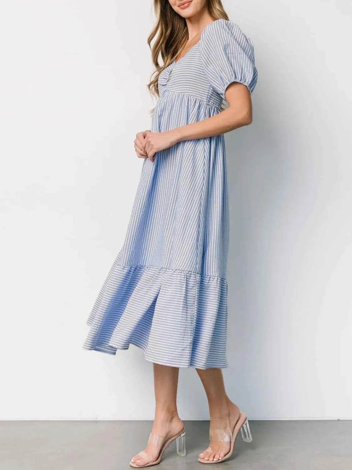 Striped Sweetheart Neck Puff Sleeve Midi Dress.