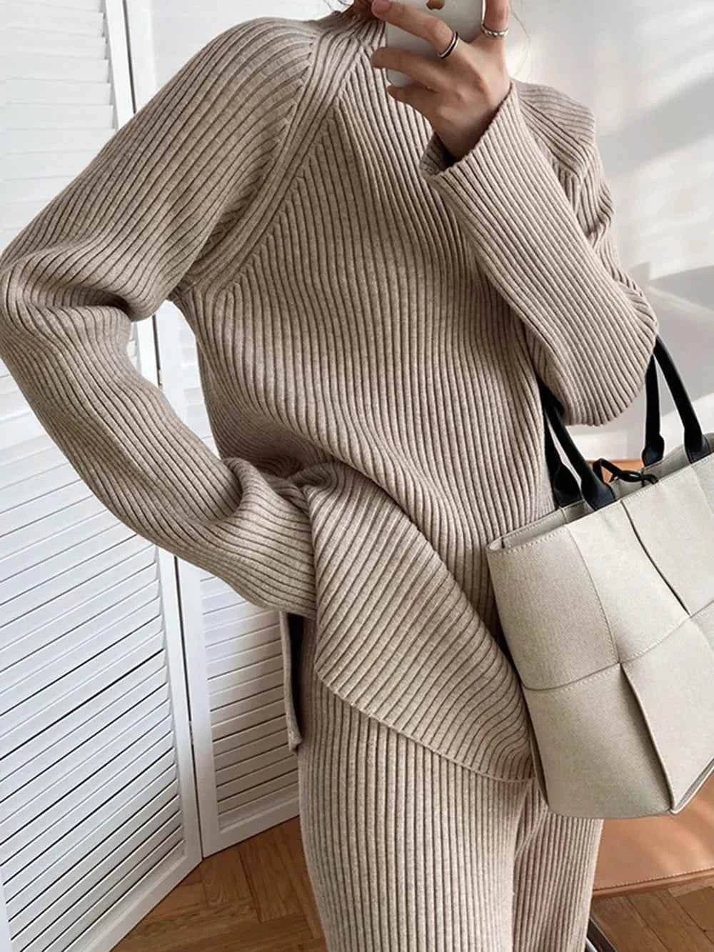 Mock Neck Raglan Sleeve Sweater Set - EBYNN