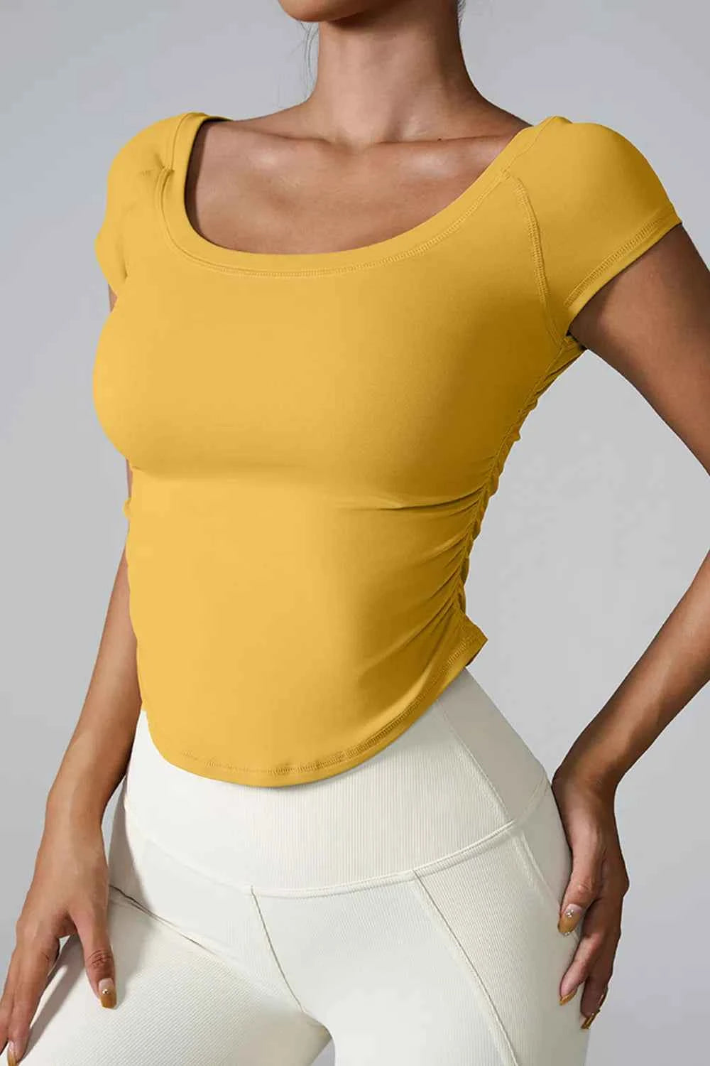 Round Neck Short Sleeve Active T-Shirt.