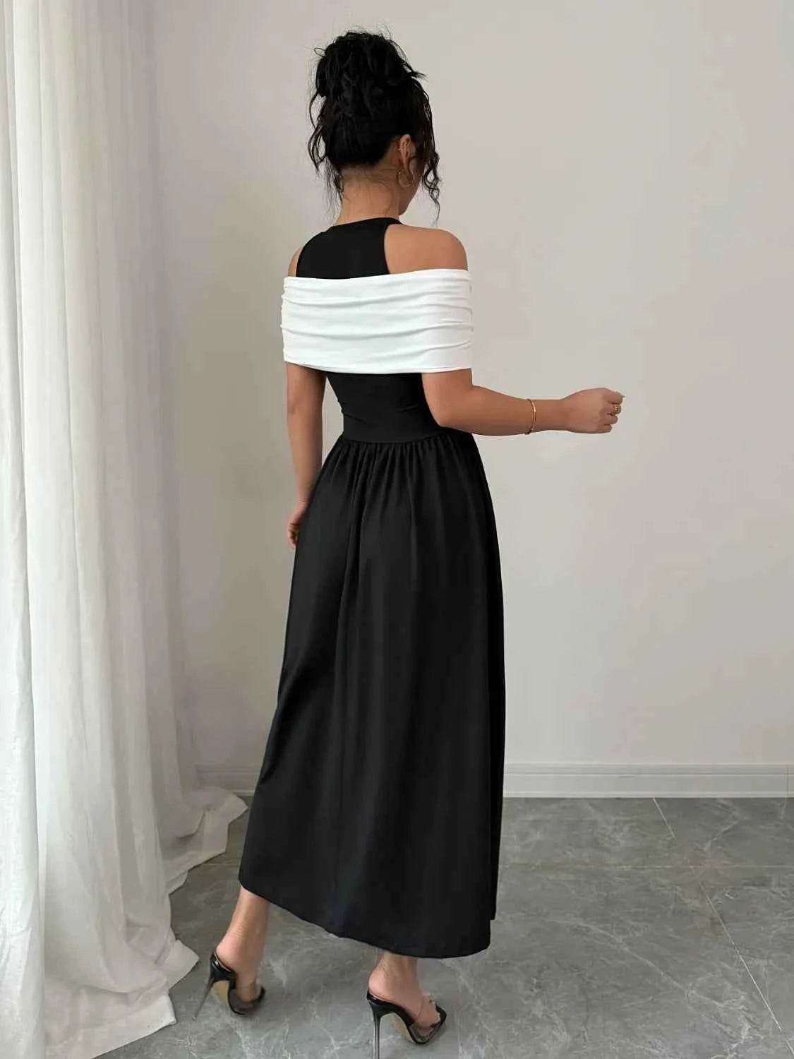 Twisted Contrast Cold Shoulder Midi Dress.
