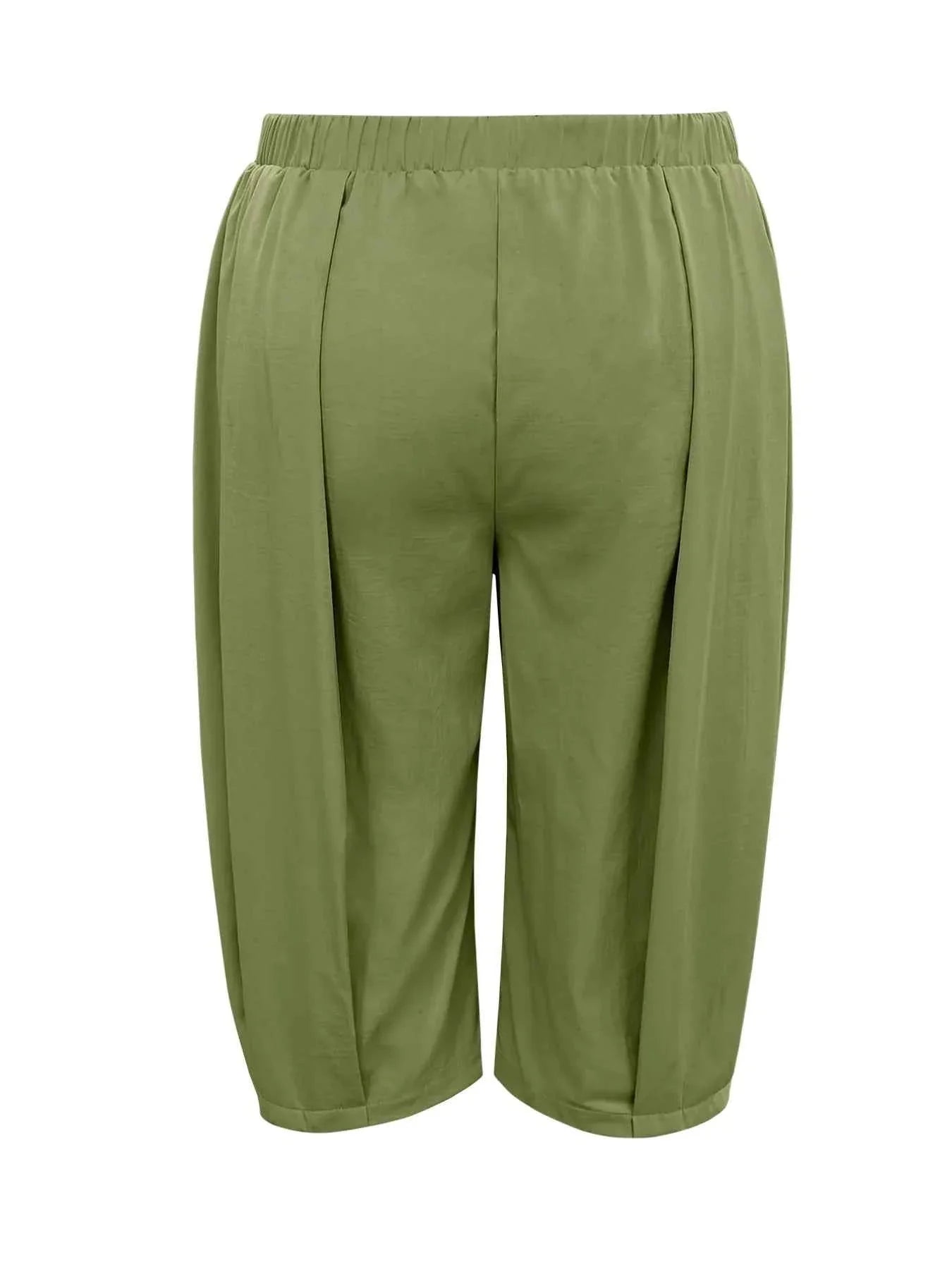 Plus Size Wide Leg Pleated Cropped Pants.