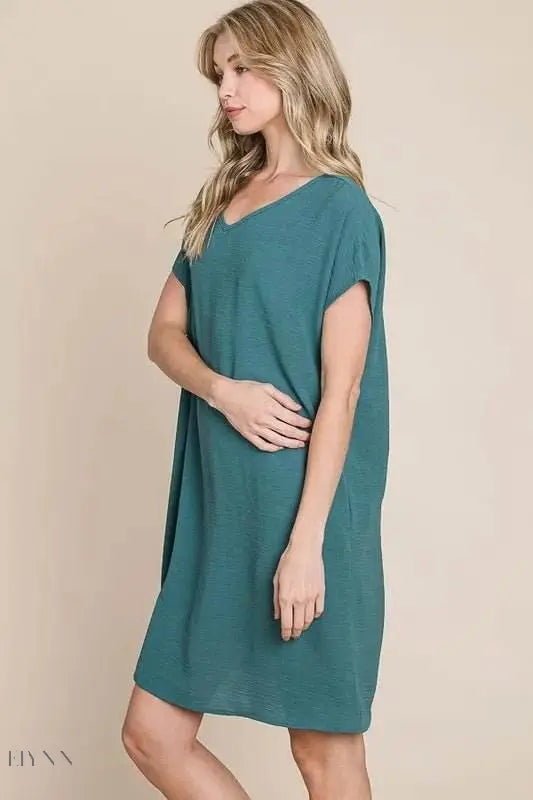 BOMBOM V-Neck Ruffled Dress with Pockets - Short Sleeve Style - EBYNN