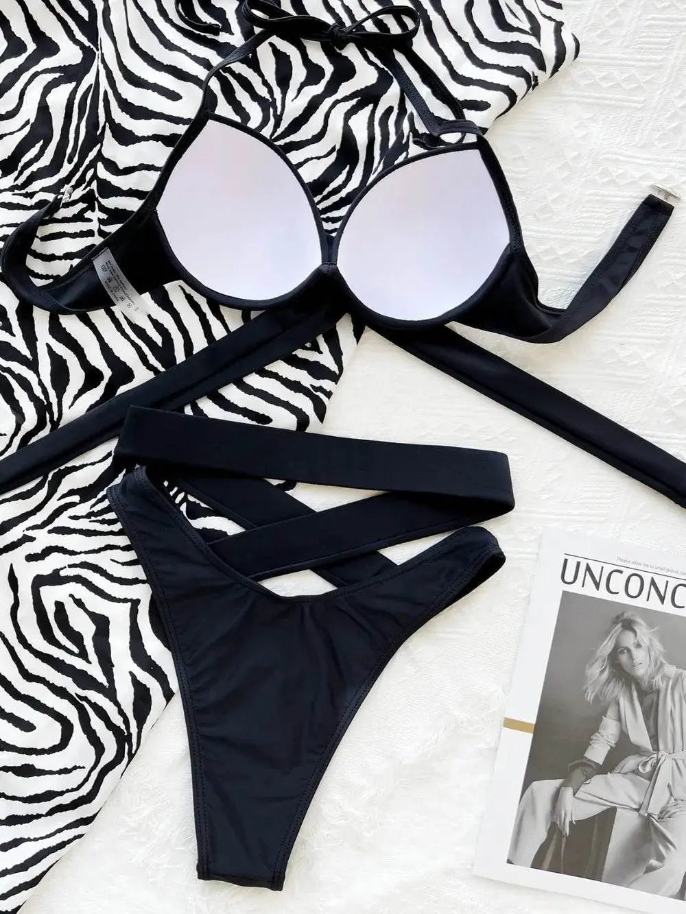 Crisscross Halter Neck Bikini Set - EBYNN