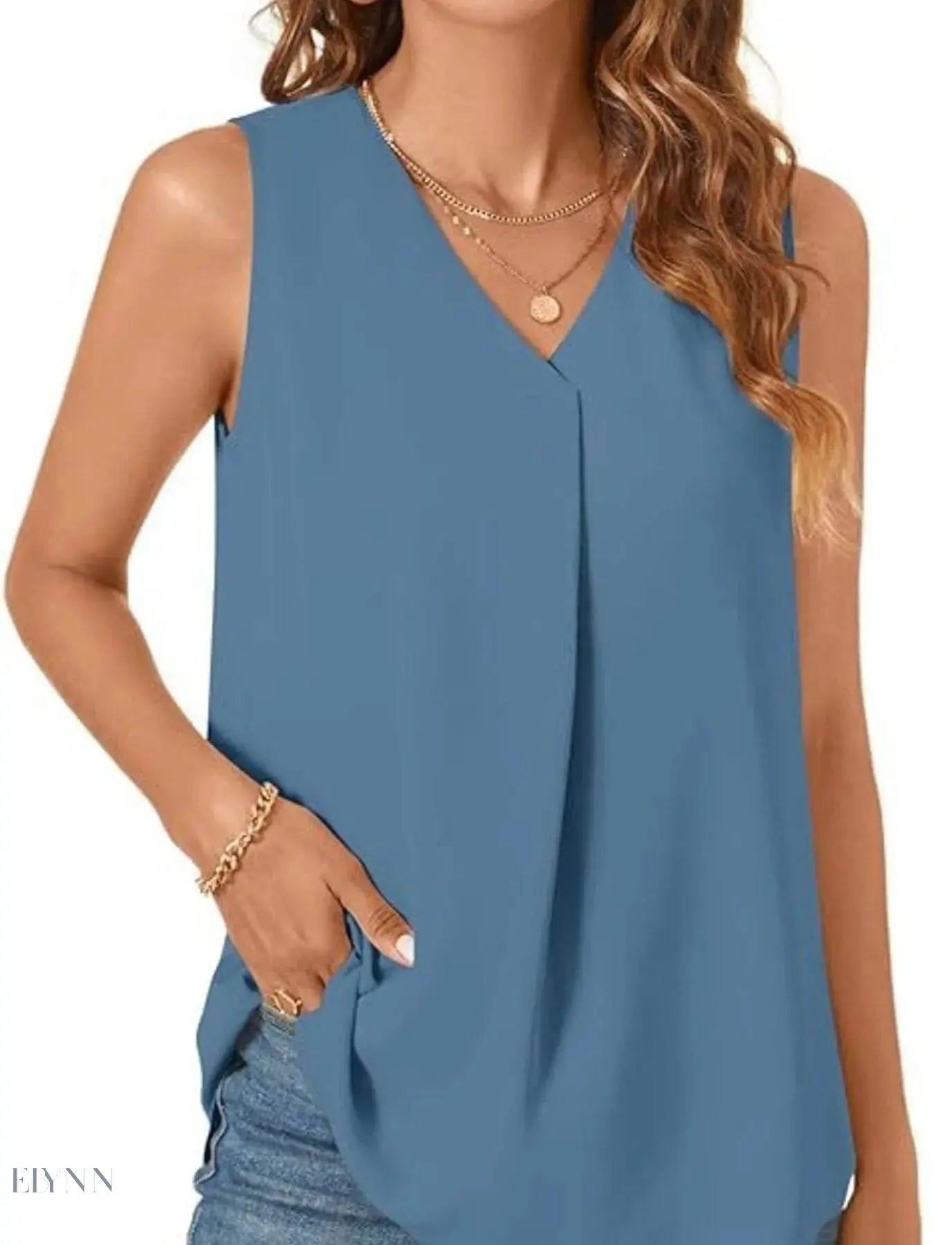 Plus Size V-Neck Tank Top - Stylish Sleeveless Fashion for Every Body - EBYNN