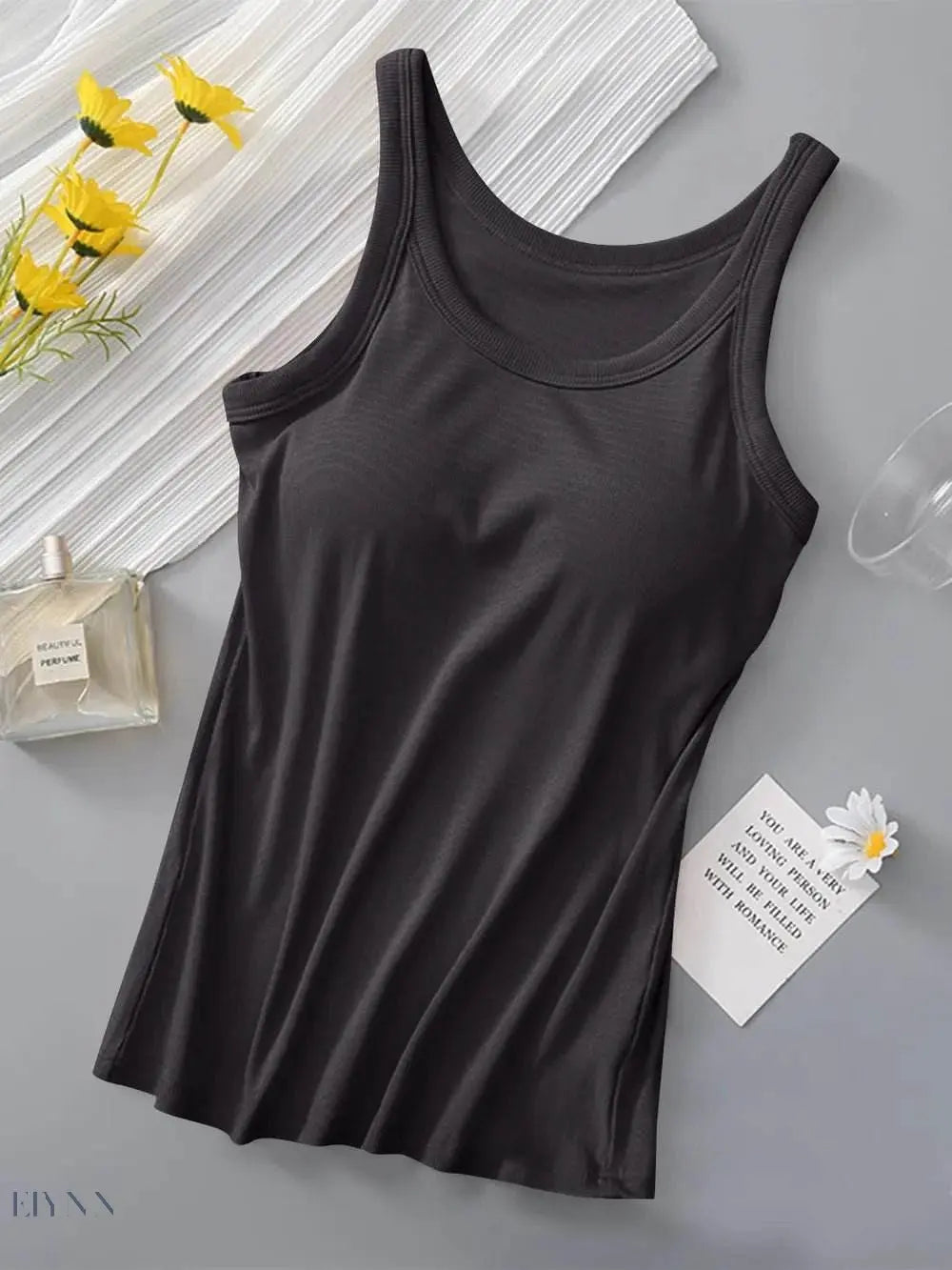 Round Neck Tank Top with Bra - Comfort and Style in One - EBYNN