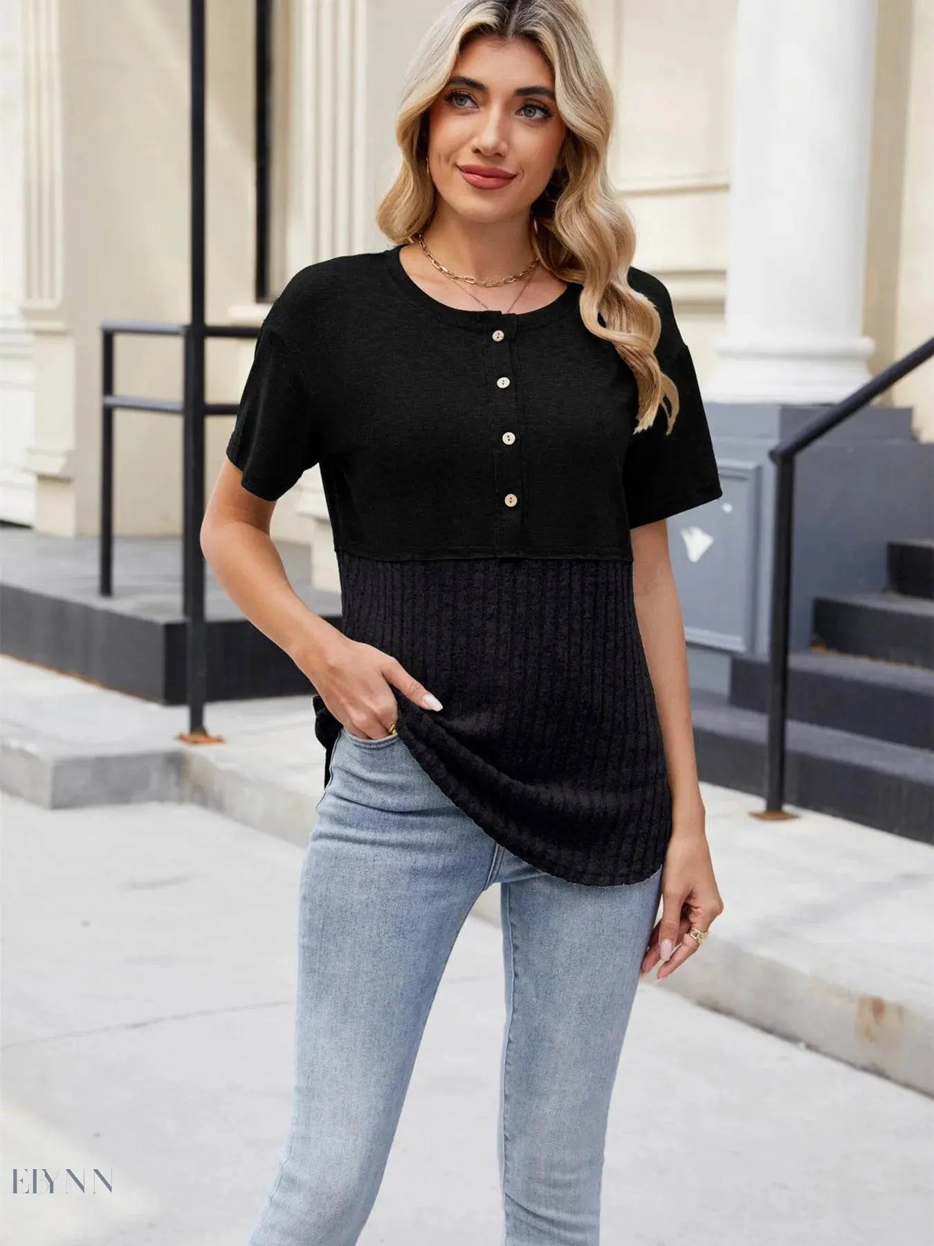 Two-Tone Short Sleeve Top for Effortless Style and Versatility - EBYNN