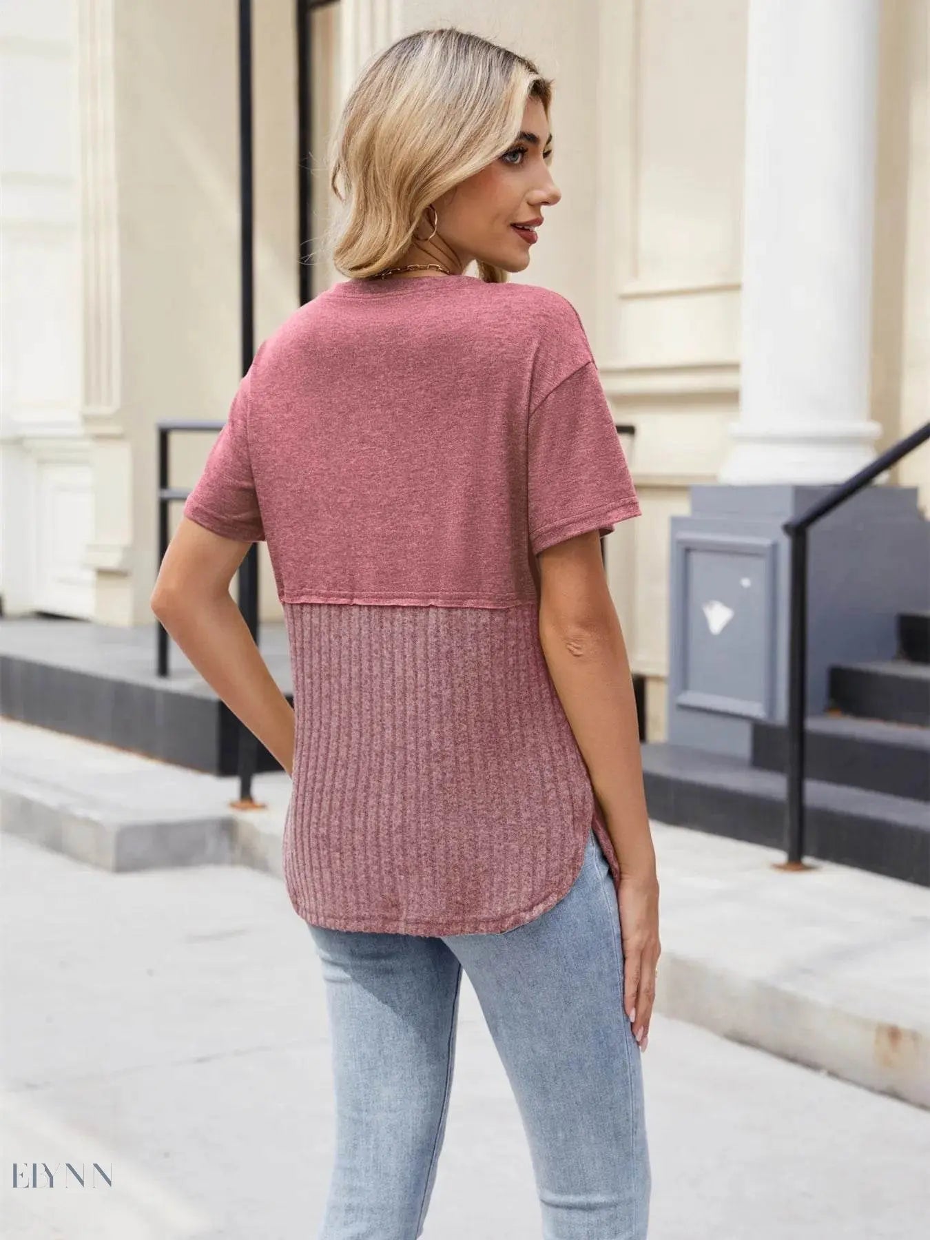 Two-Tone Short Sleeve Top for Effortless Style and Versatility - EBYNN