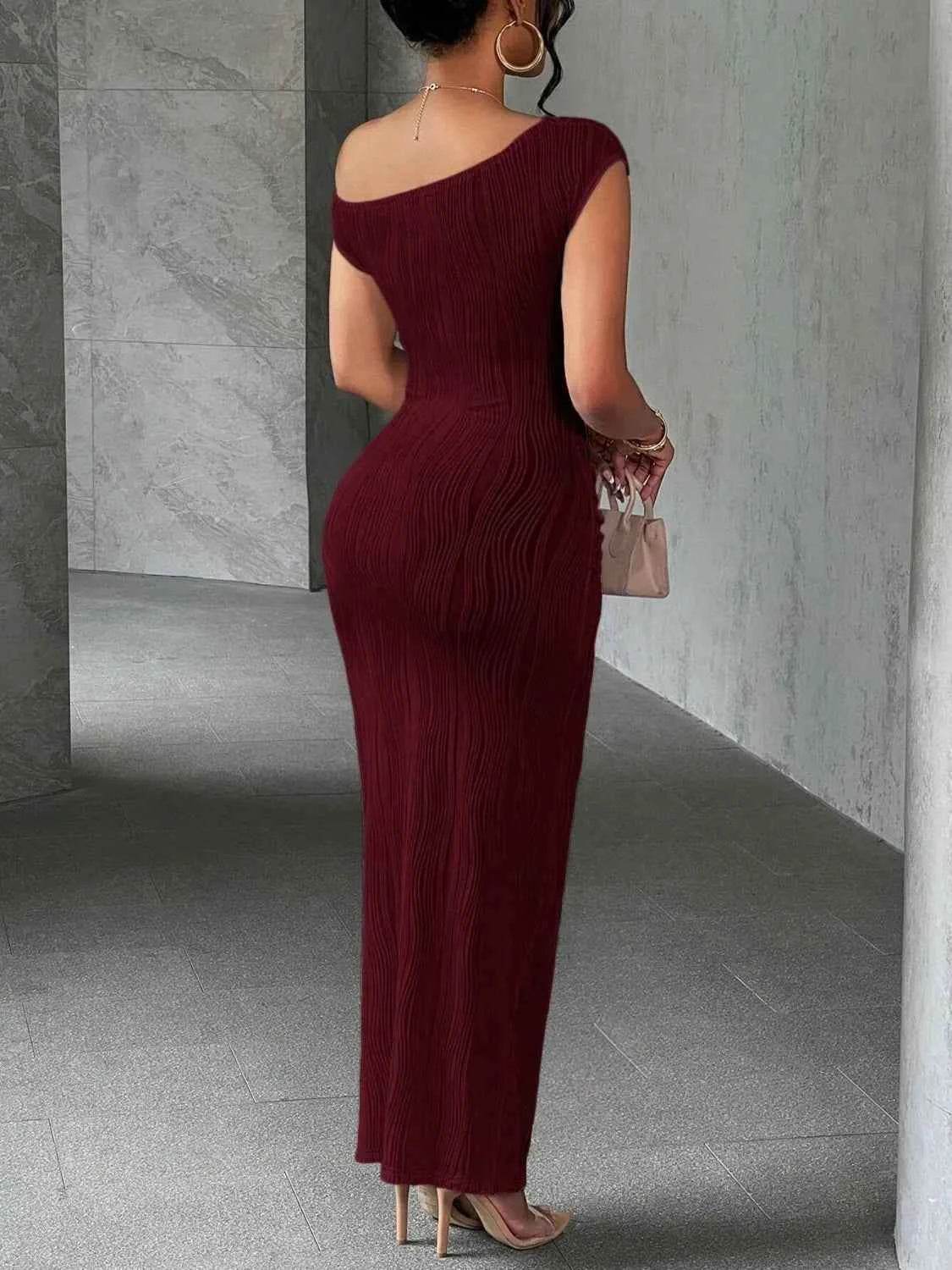Textured Single Shoulder Maxi Dress.