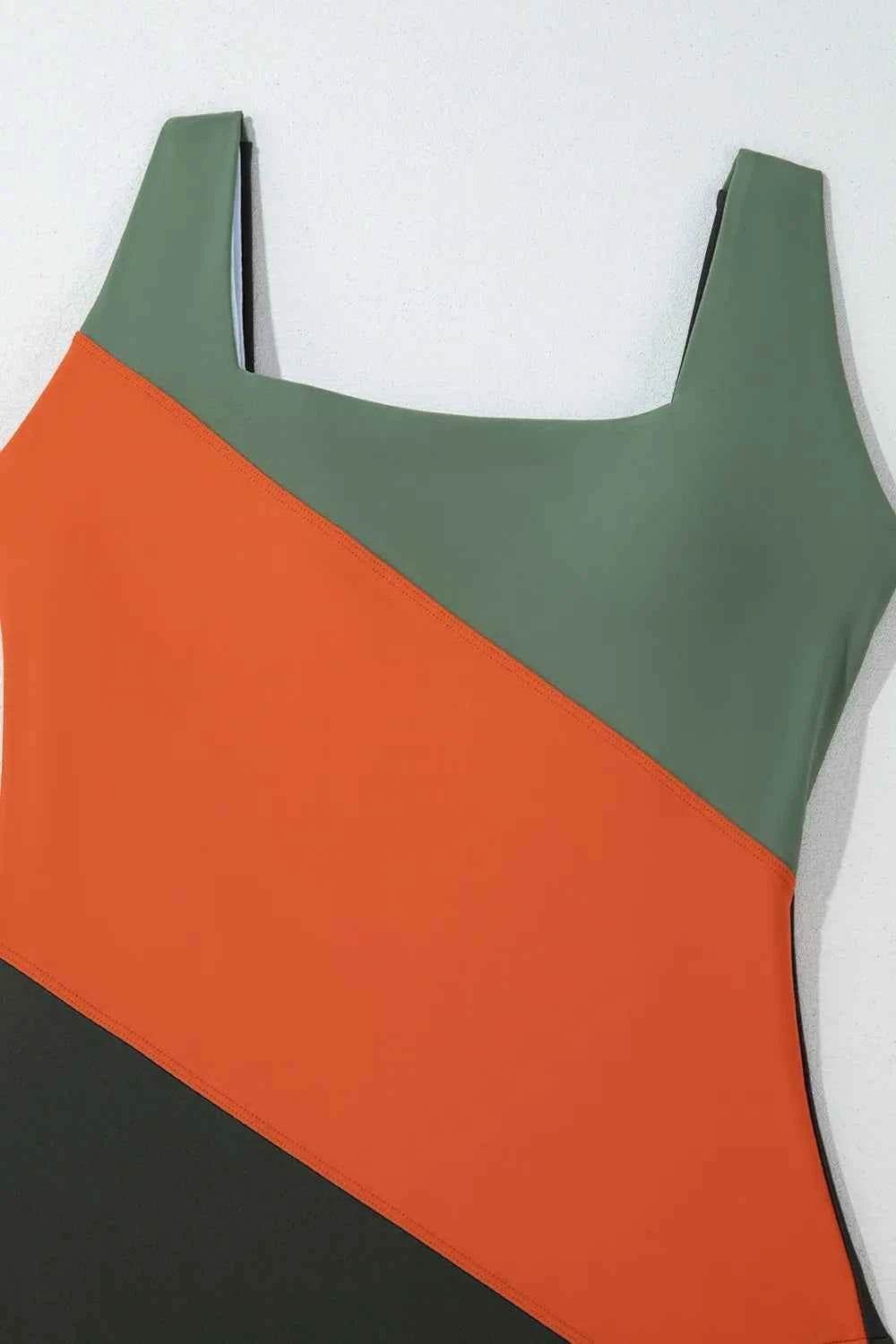 Color Block Padded Square Neck One Piece Swimsuit.