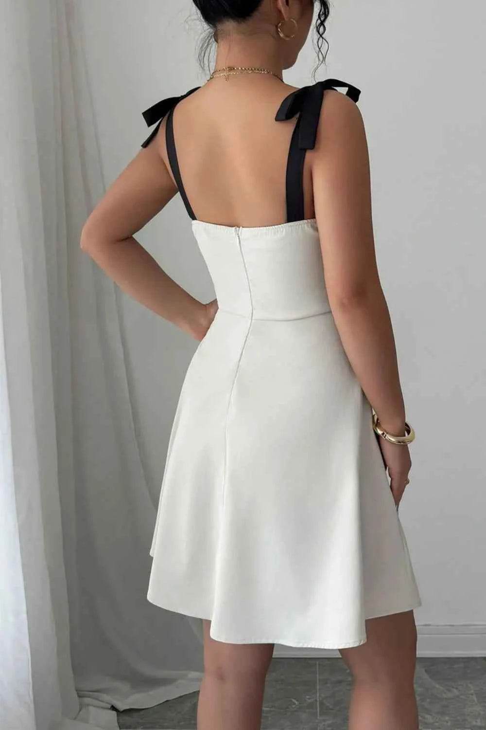 Sweetheart Neck Tie Shoulder Dress.
