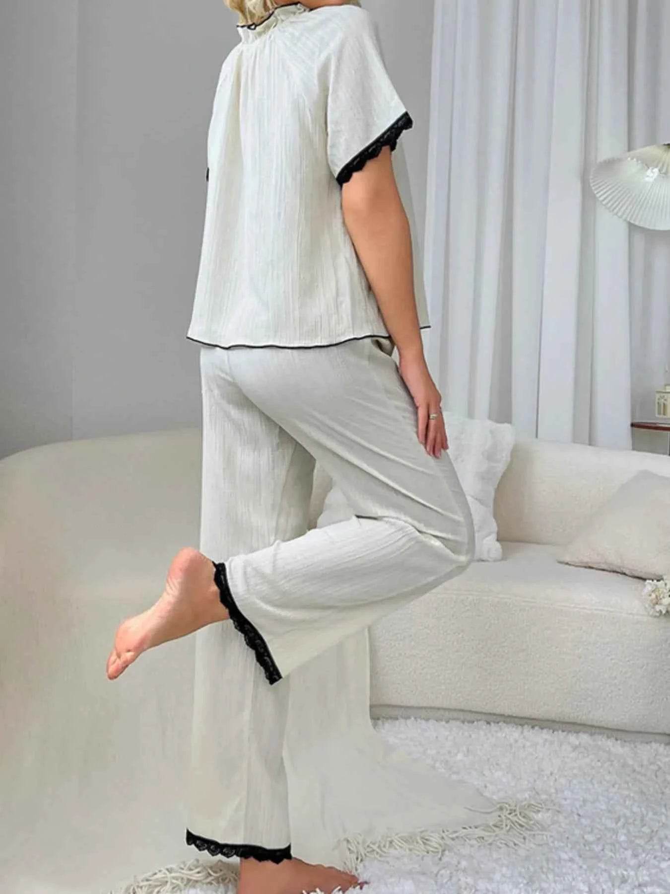Contrast Trim Top and Pants Set for Stylish Comfort - EBYNN