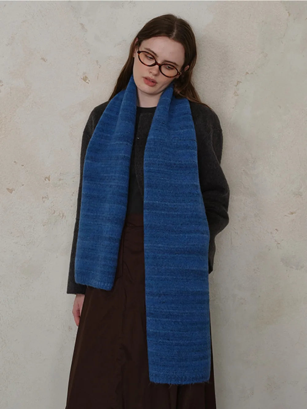 Striped Detail Knit Scarf.
