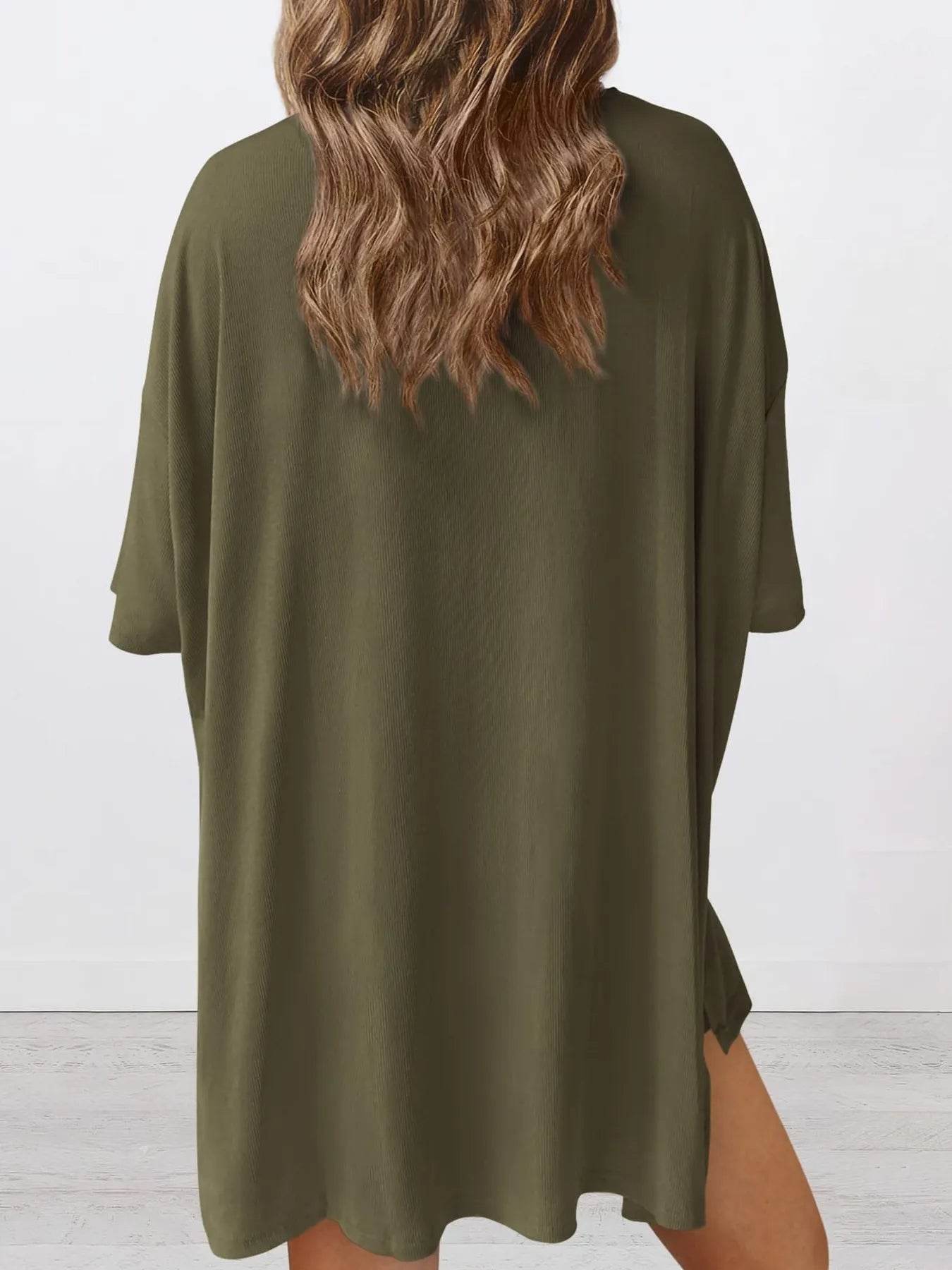 Plus Size Round Neck Set: Oversized Top and Shorts Set for Ultimate Comfort - EBYNN