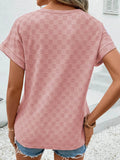 Checkered Round Neck T-Shirt for Stylish Comfort - EBYNN