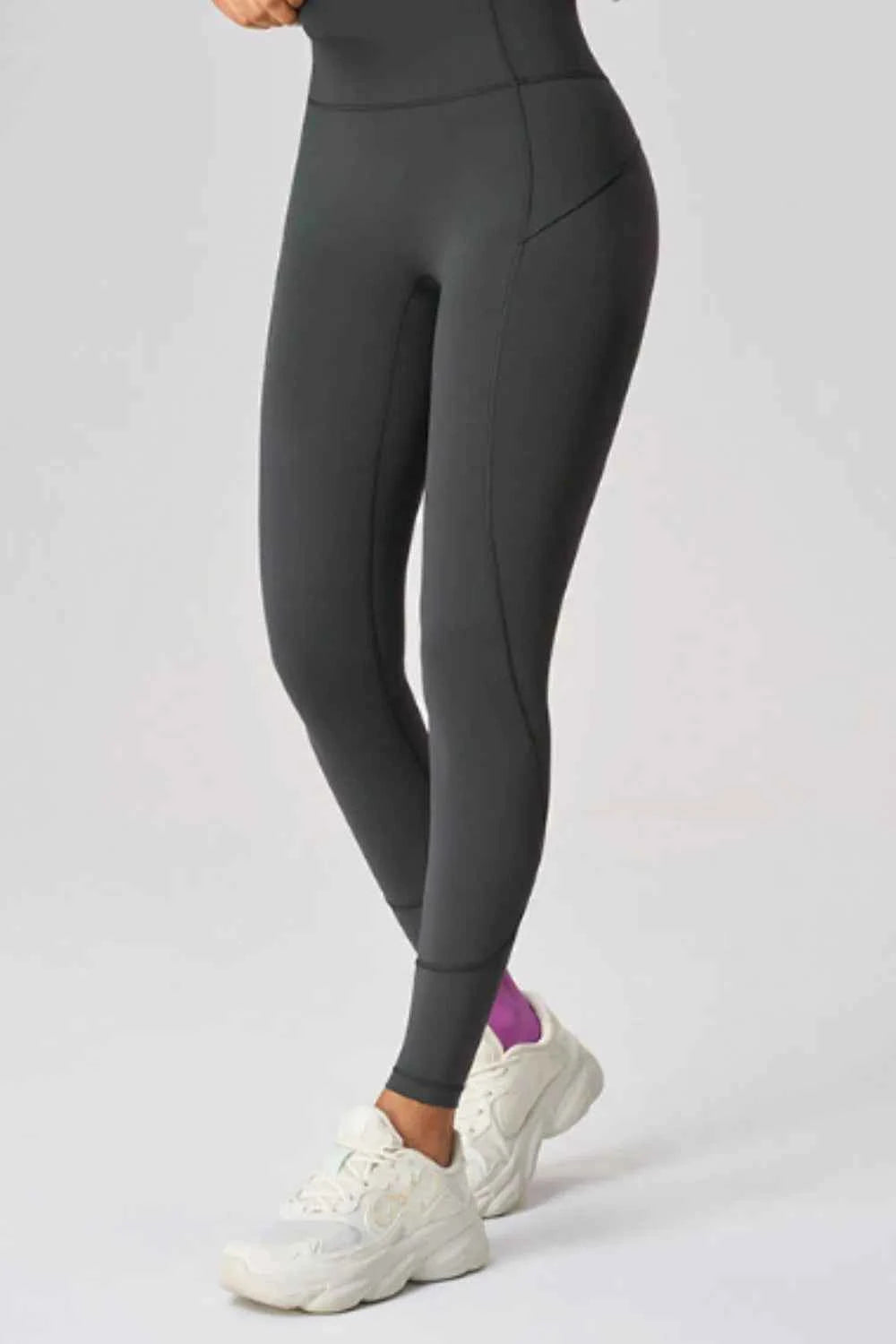 High Waist Active Leggings with Pockets.