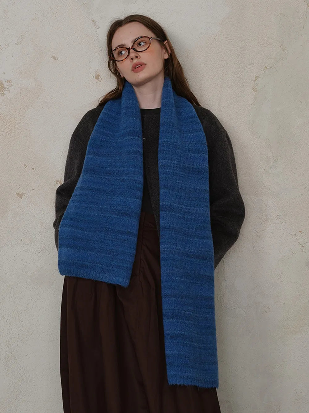 Striped Detail Knit Scarf.