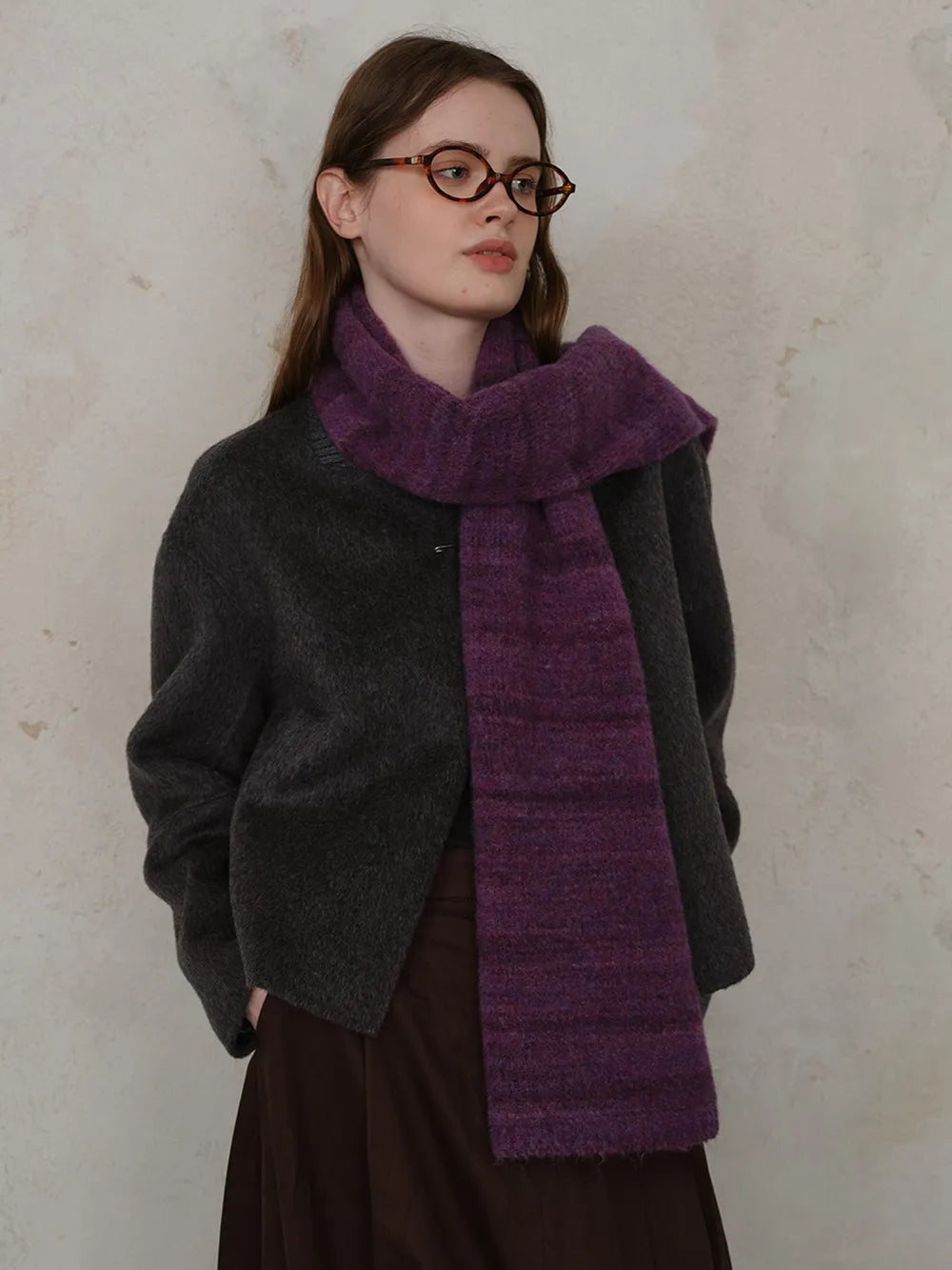 Striped Detail Knit Scarf.