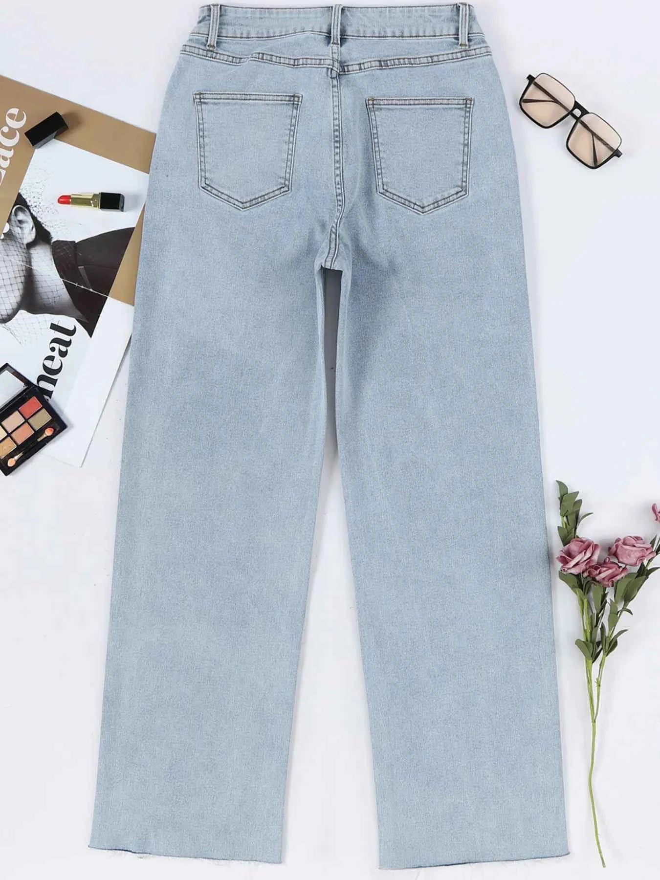 Stylish Wide Leg Jeans for Modern Comfort.