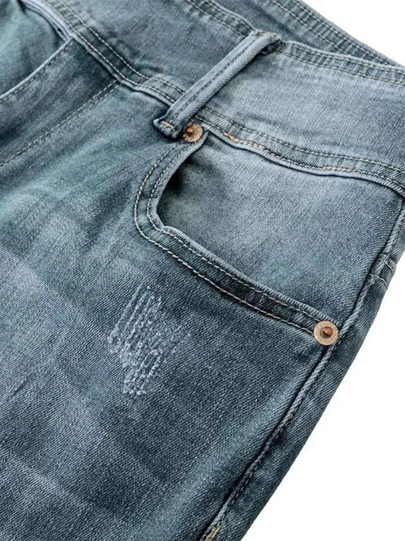 Plus Size Vintage Wash Flare Jeans.