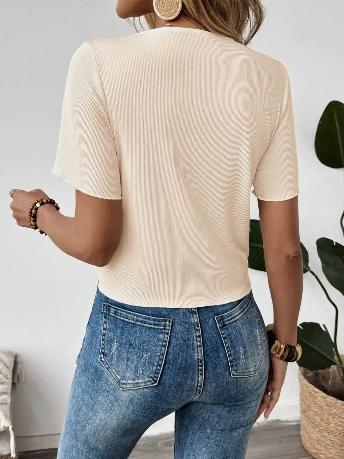 Flower Ruched Front Top for Effortless Style and Comfort - EBYNN