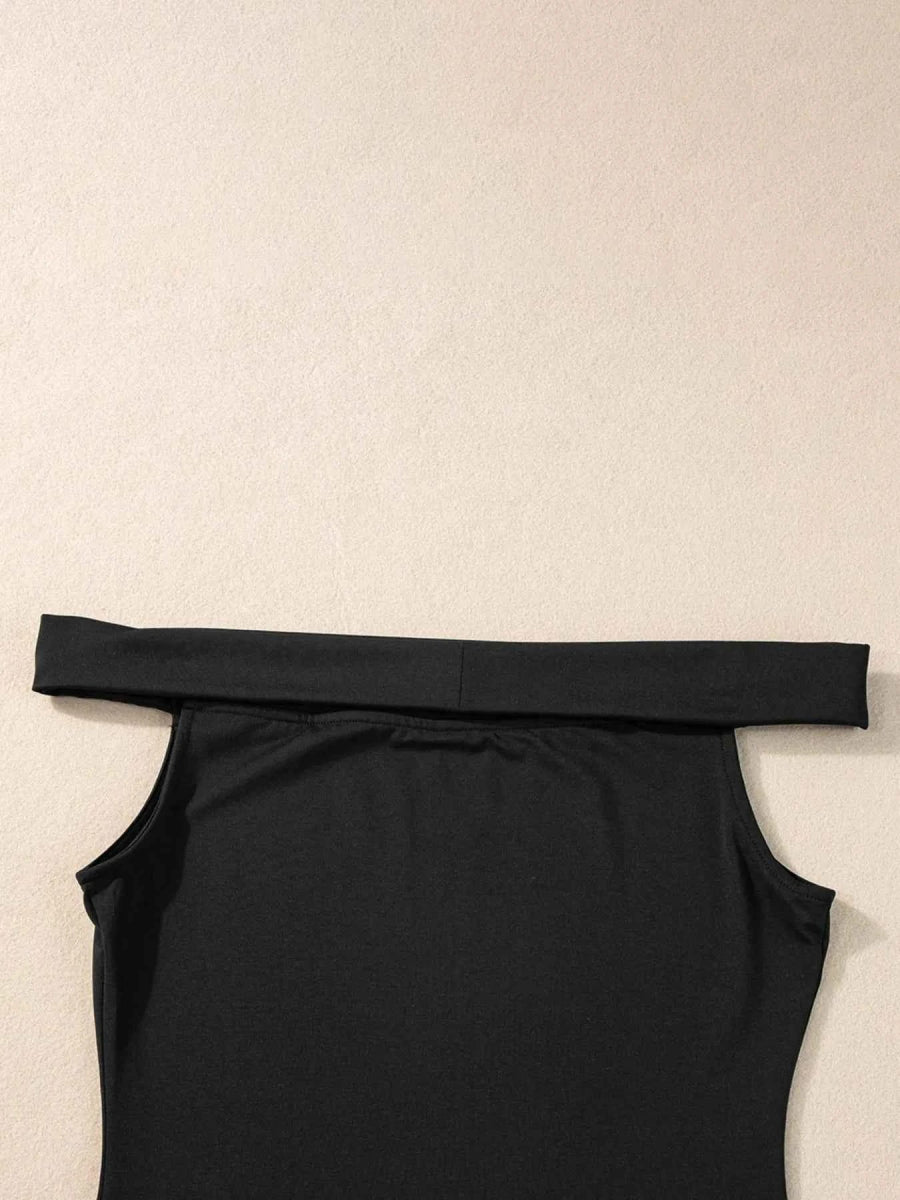Folded Off Shoulder Slim Top.