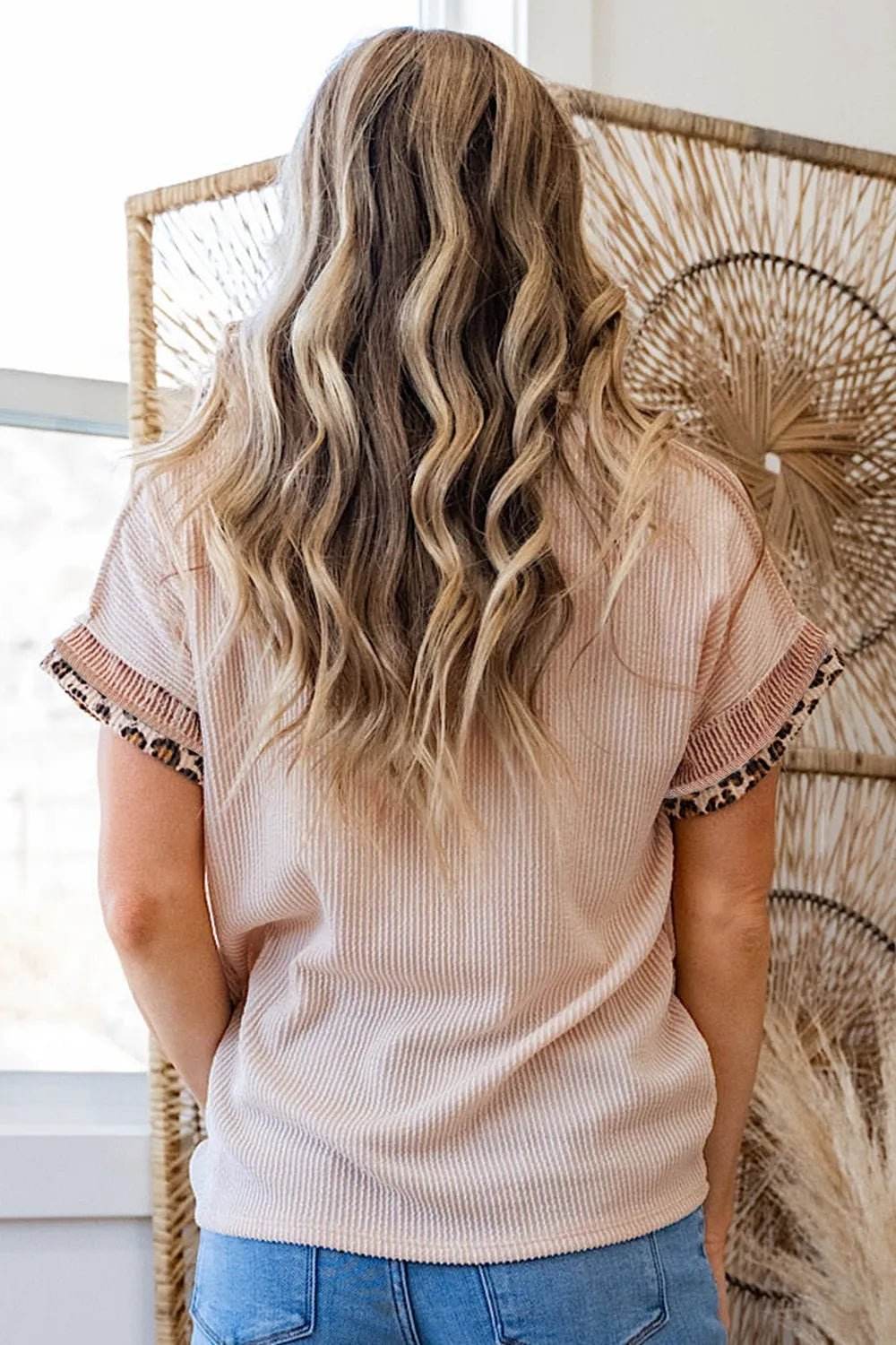 Leopard Trim Ribbed T-Shirt for Stylish Everyday Wear - EBYNN