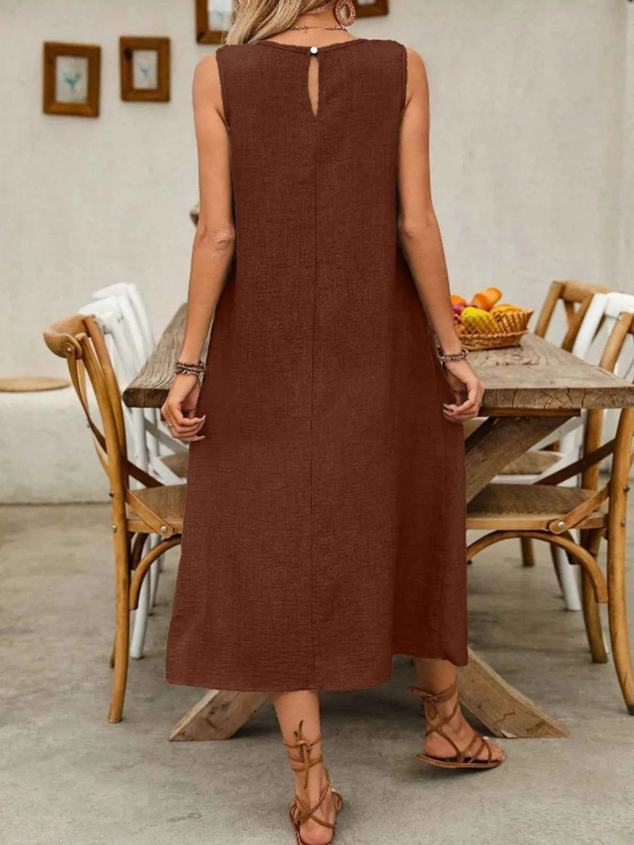 Sleeveless Midi Dress with Pockets.