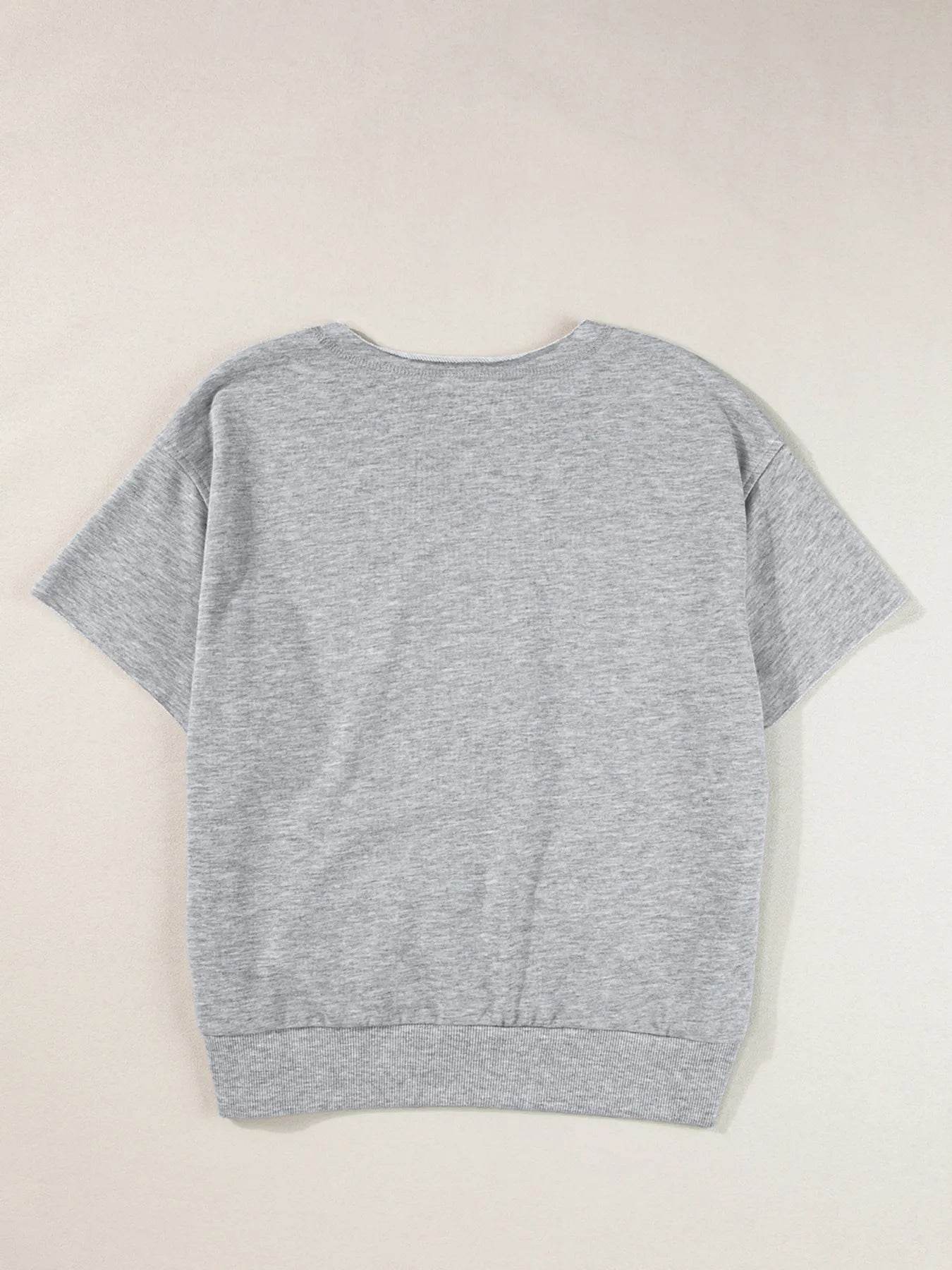 USA Lettering Patch T-Shirt with Notched Neck for Stylish Casual Wear - EBYNN